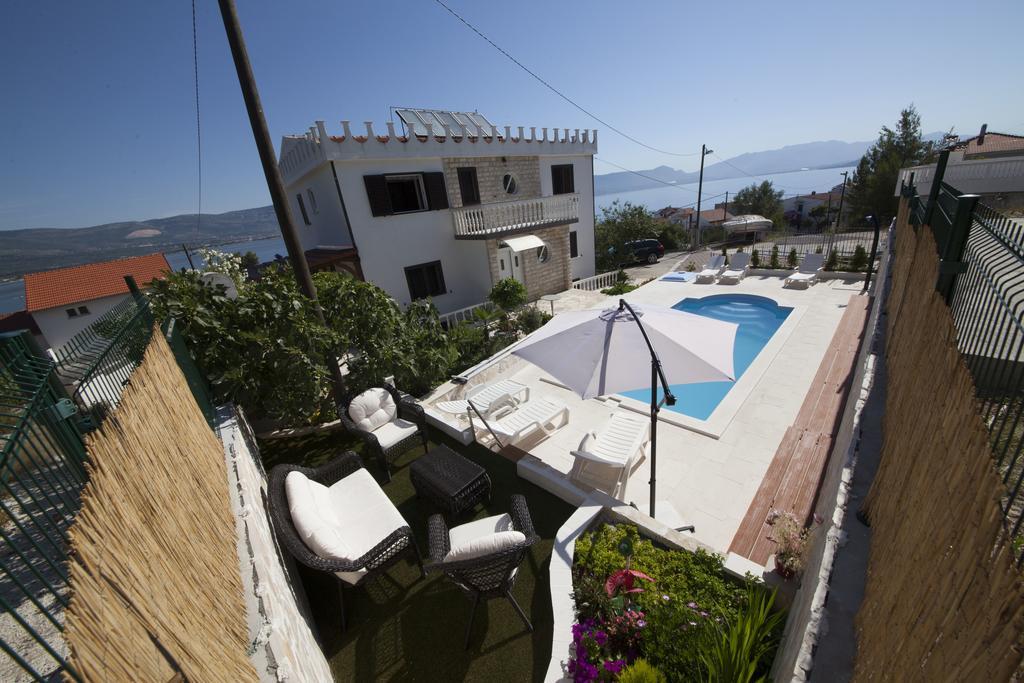 Apartments Jobst Trogir Exterior photo